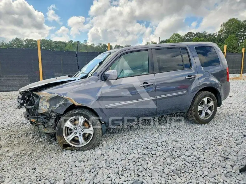 2015 Honda PILOT photo