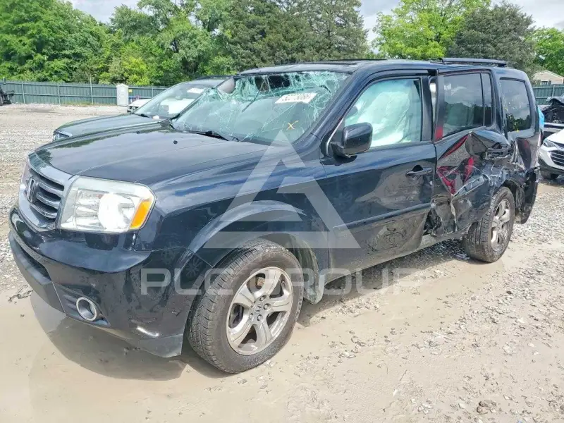 2015 Honda PILOT photo