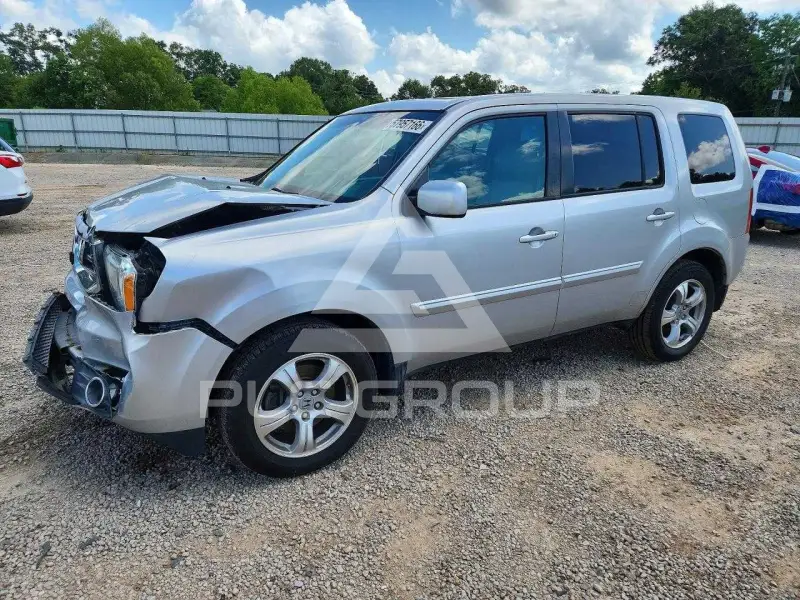 2015 Honda PILOT photo