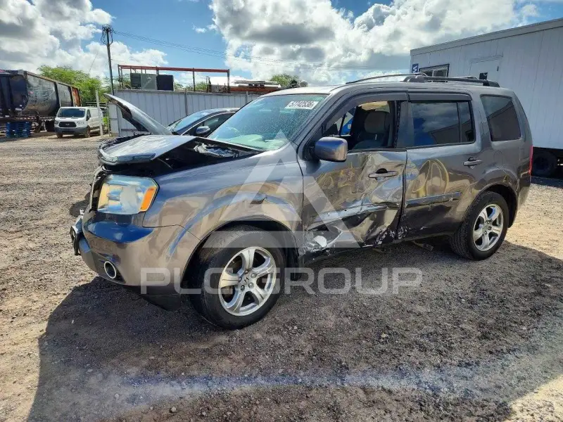 2015 Honda PILOT photo