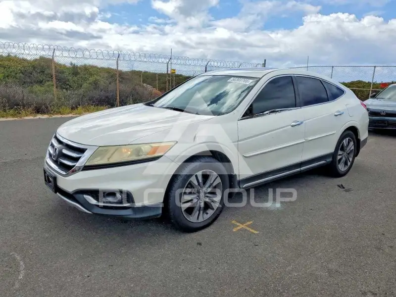 2015 Honda CROSSTOUR photo