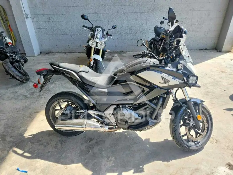 2015 Honda NC фото