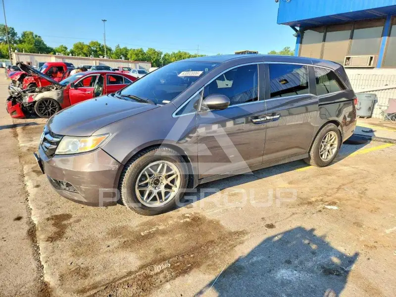 2015 Honda ODYSSEY фото