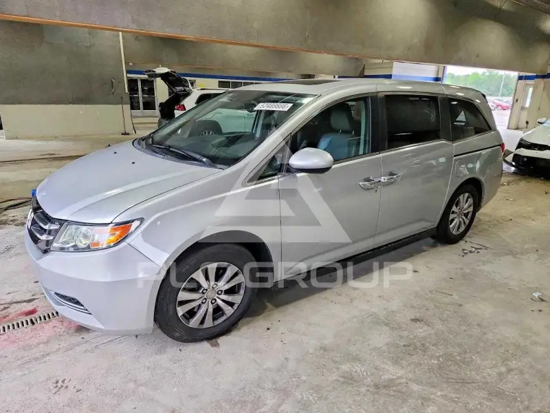 2015 Honda ODYSSEY photo