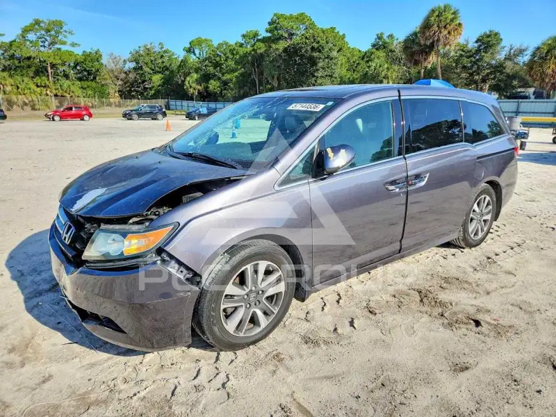 2015 Honda ODYSSEY фото