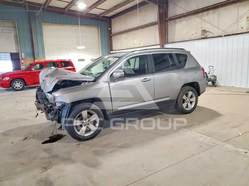 2015 Jeep COMPASS photo