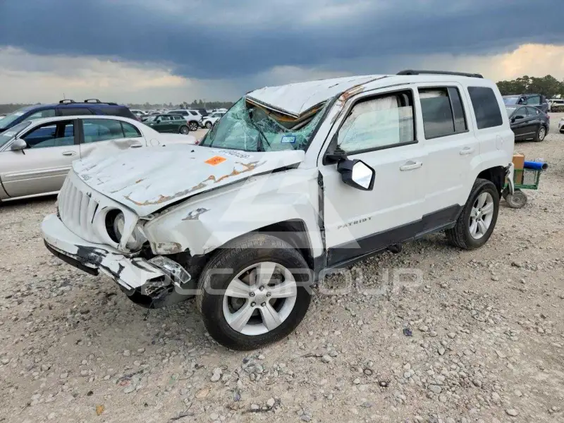 2015 Jeep PATRIOT фото