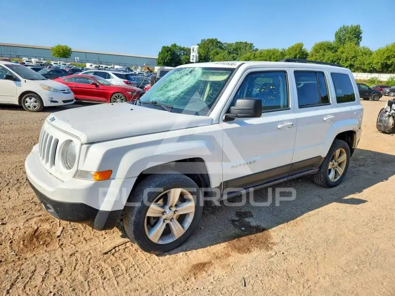 2015 Jeep PATRIOT фото