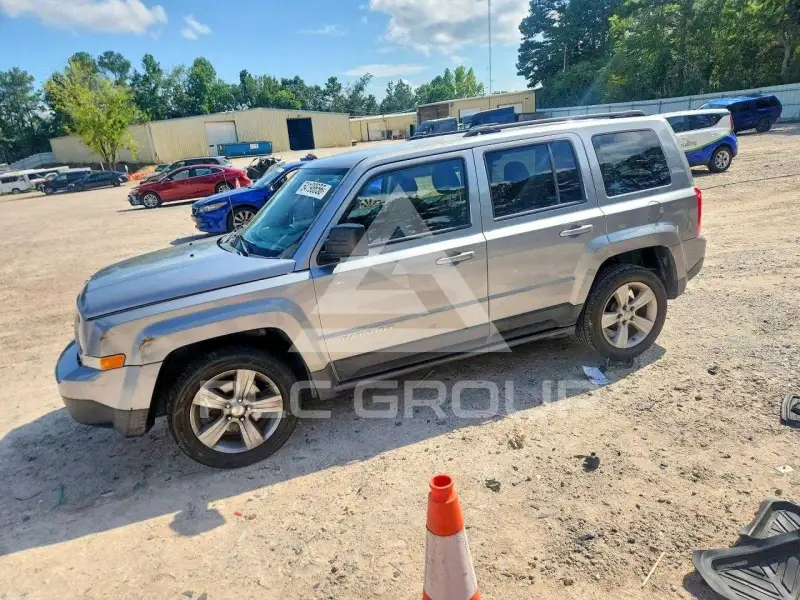 2015 Jeep PATRIOT фото