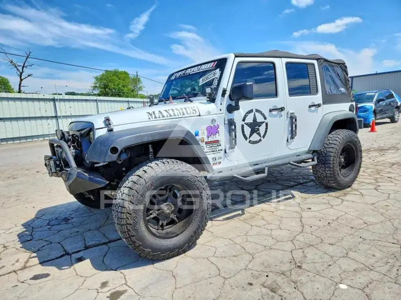 2015 Jeep WRANGLER фото