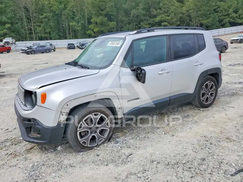 2015 Jeep Renegade photo
