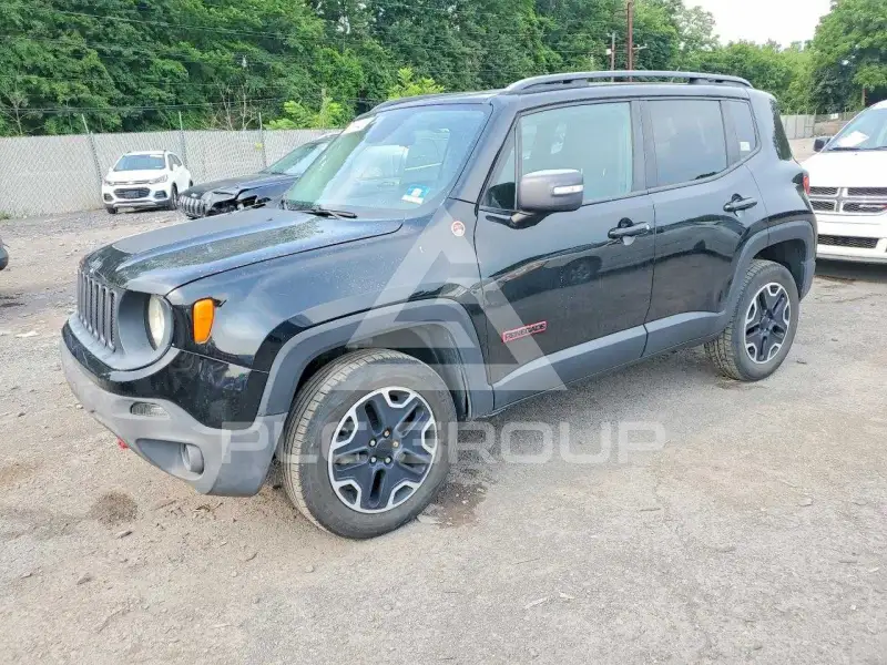 2015 Jeep Renegade photo