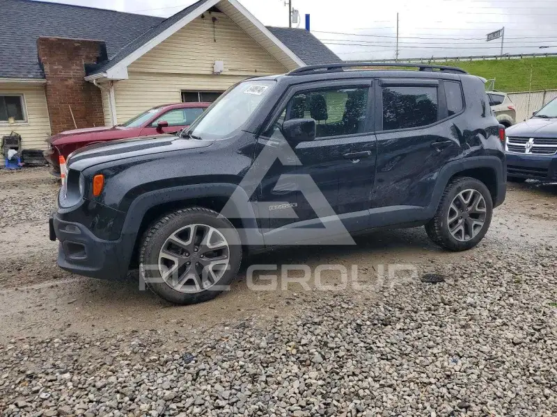 2015 Jeep Renegade photo