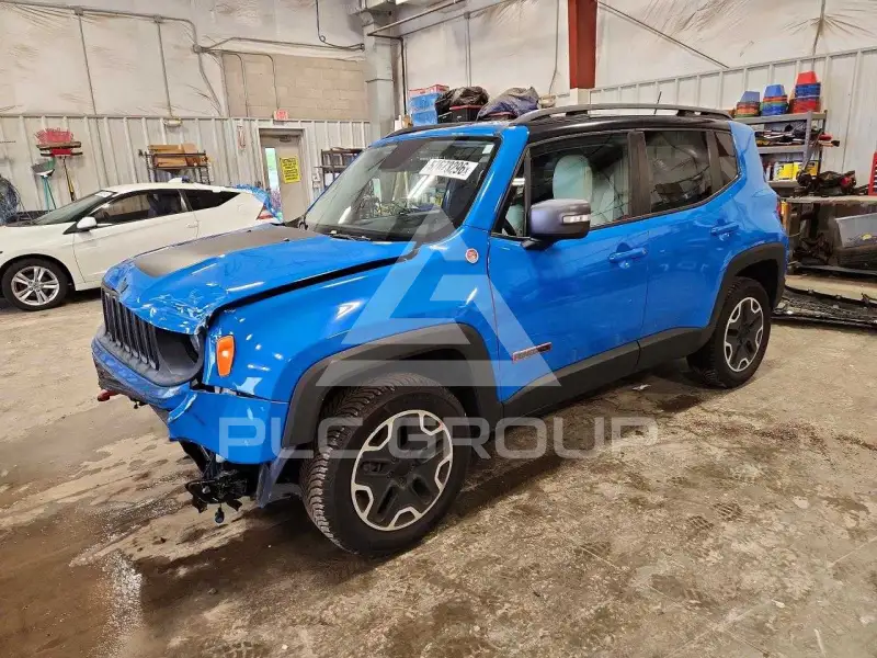 2015 Jeep Renegade photo