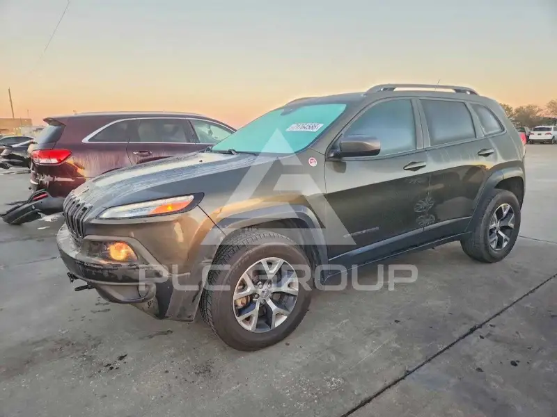 2015 Jeep CHEROKEE фото