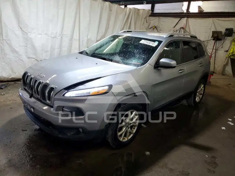 2015 Jeep CHEROKEE фото
