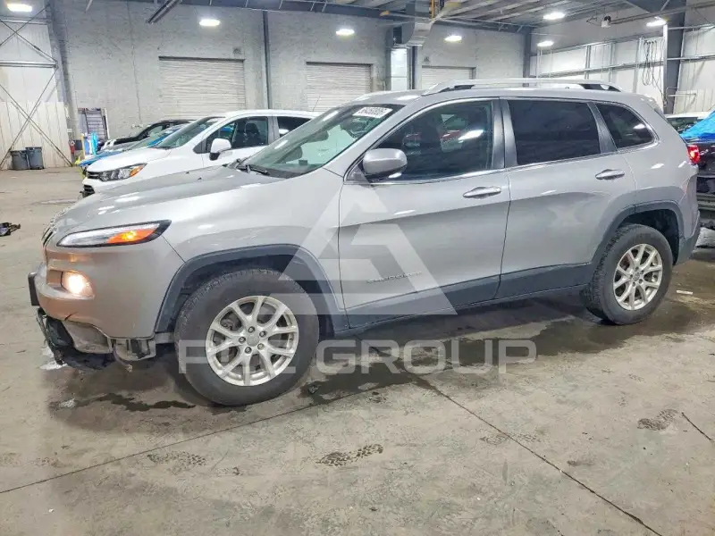 2015 Jeep CHEROKEE photo