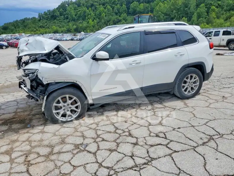2015 Jeep CHEROKEE photo