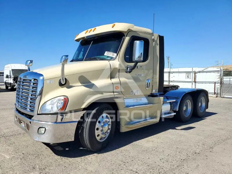 2015 Freightliner All Other photo