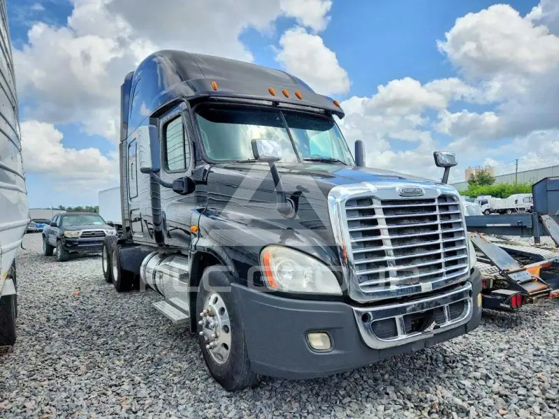 2015 Freightliner All Other фото