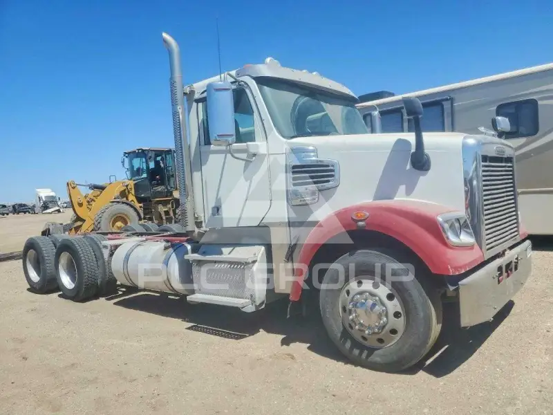 2015 Freightliner All Other photo