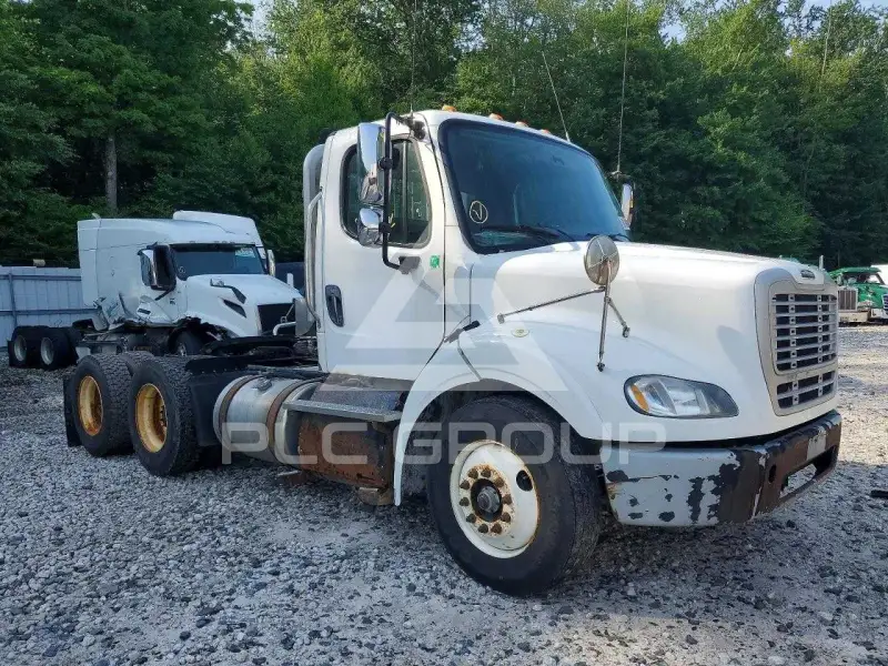 2015 Freightliner All Other photo