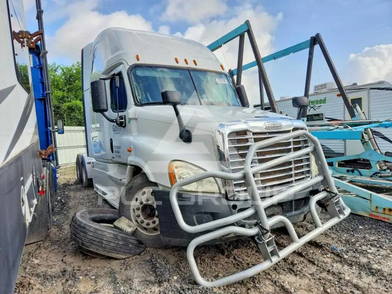 2015 Freightliner All Other фото