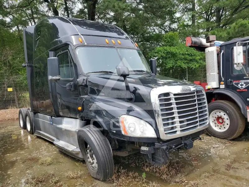 2015 Freightliner All Other фото