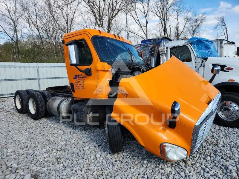 2015 Freightliner All Other фото
