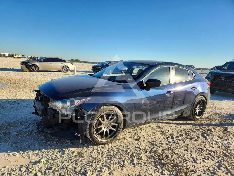 2015 Mazda 3 фото