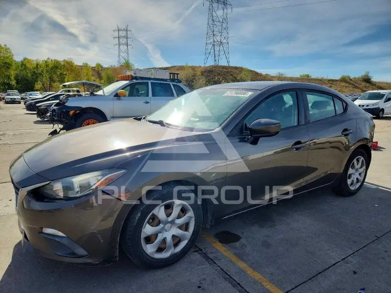 2015 Mazda 3 фото
