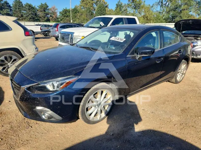 2015 Mazda 3 photo