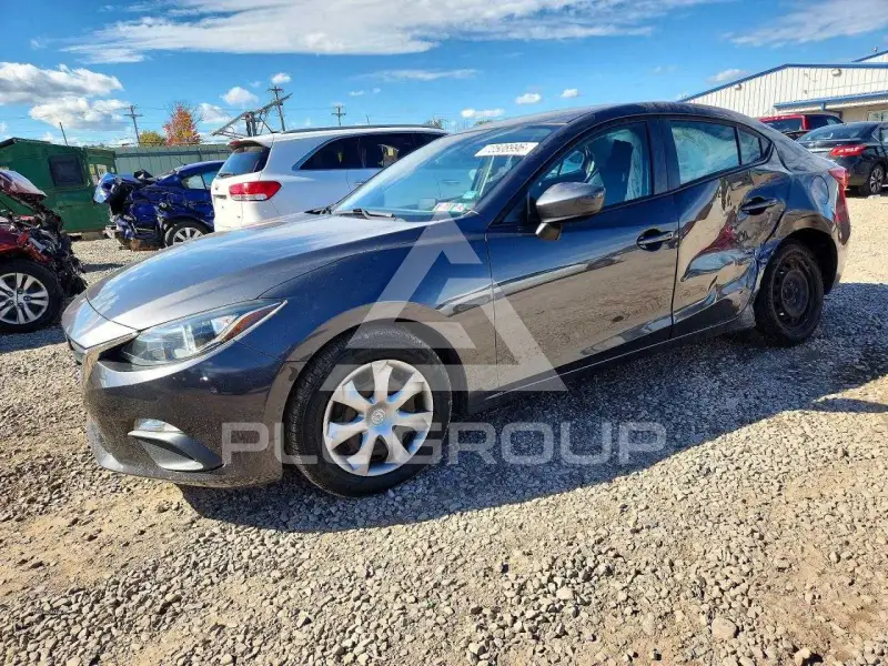 2015 Mazda 3 photo