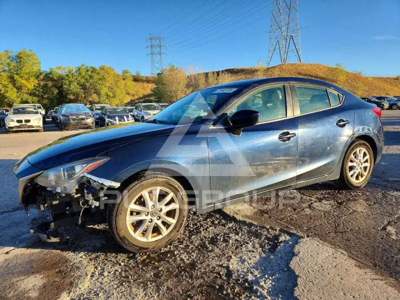 2015 Mazda 3 фото