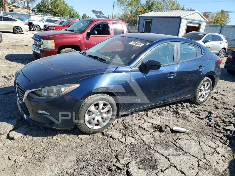 2015 Mazda 3 photo
