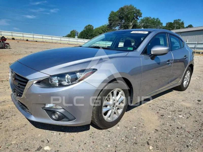 2015 Mazda 3 photo