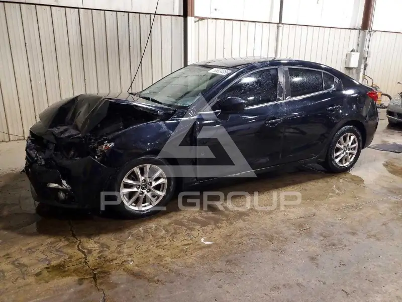 2015 Mazda 3 photo