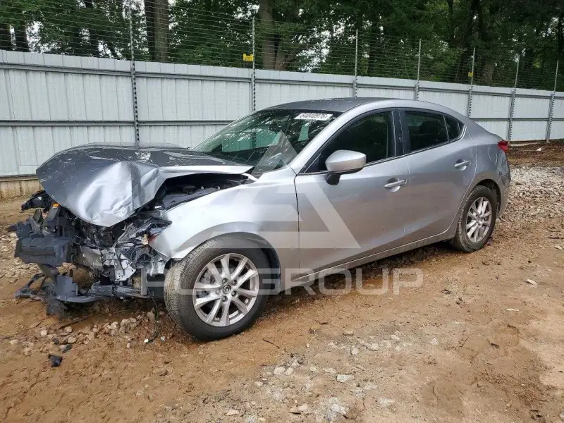2015 Mazda 3 фото