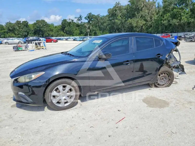 2015 Mazda 3 фото