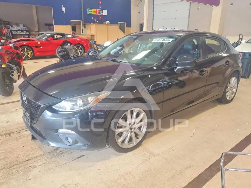 2015 Mazda 3 фото