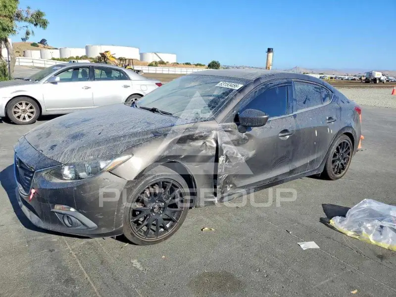 2015 Mazda 3 фото