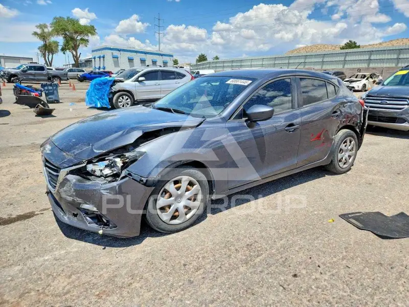 2015 Mazda 3 photo