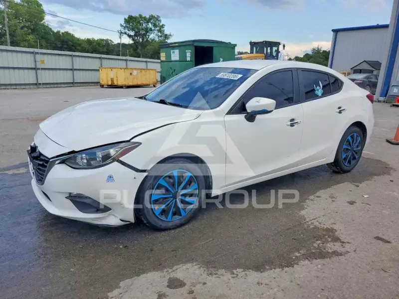 2015 Mazda 3 фото