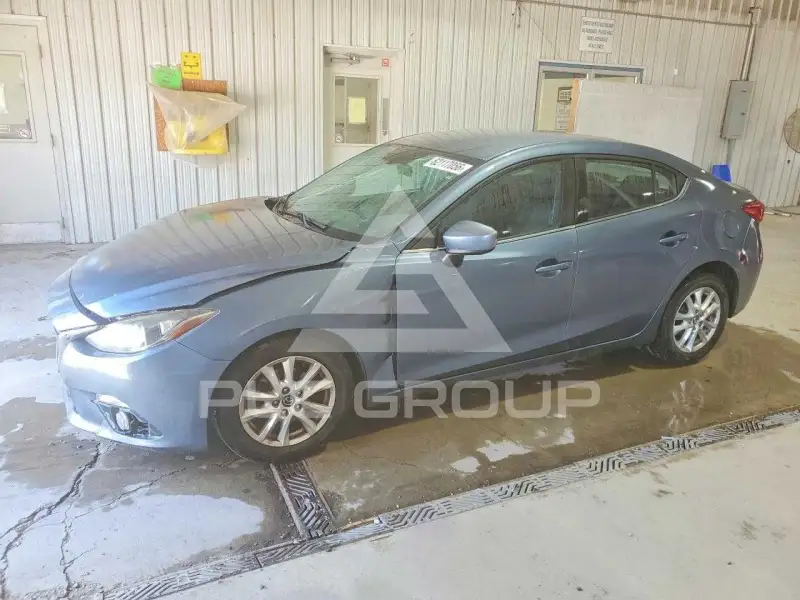 2015 Mazda 3 фото