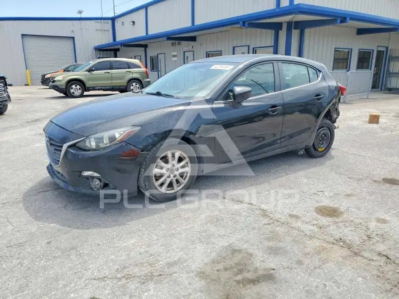 2015 Mazda 3 фото