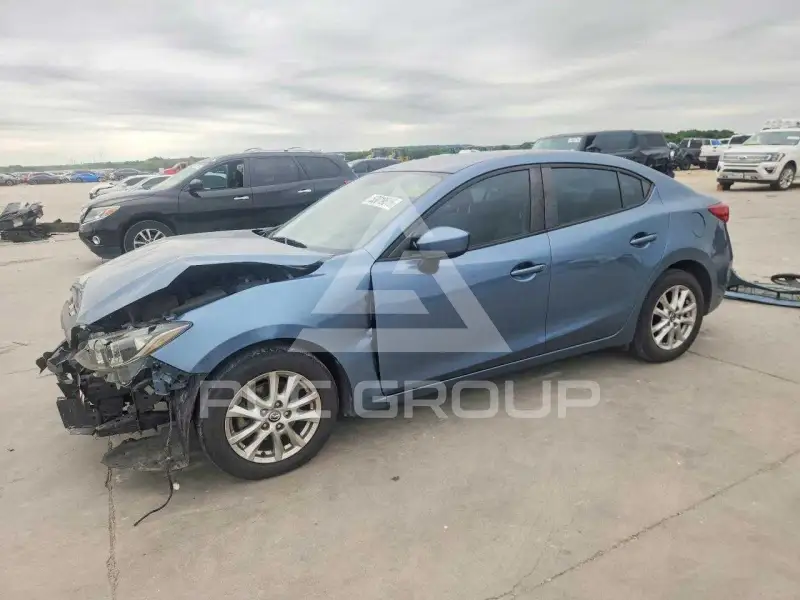 2015 Mazda 3 фото