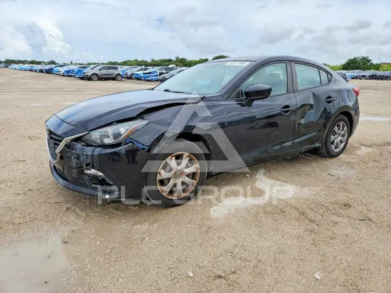 2015 Mazda 3 photo