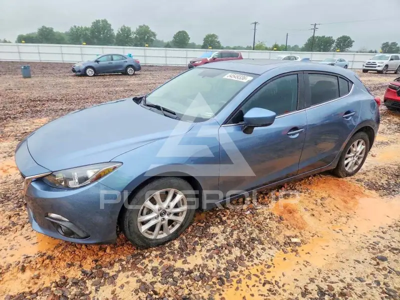2015 Mazda 3 фото