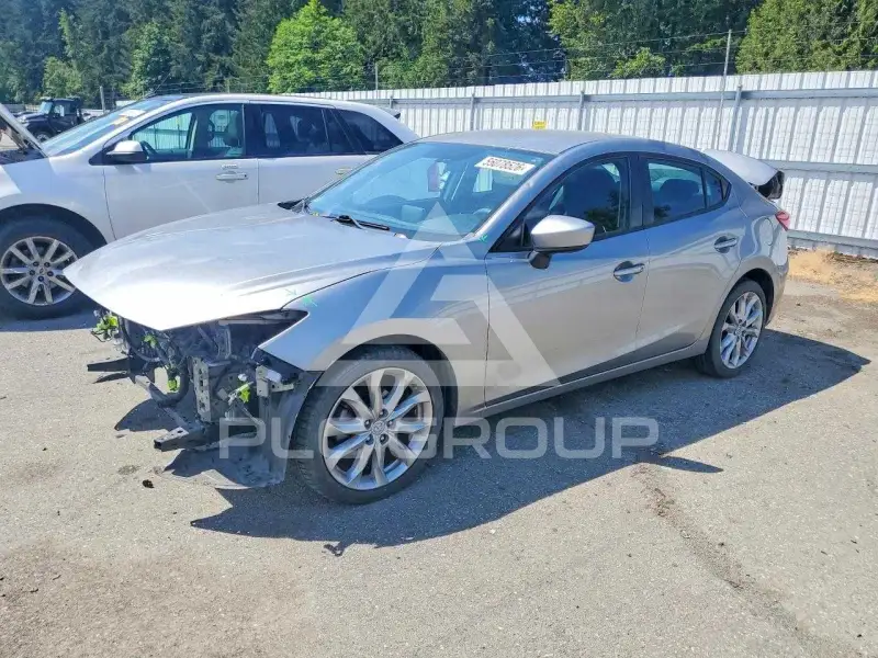 2015 Mazda 3 фото