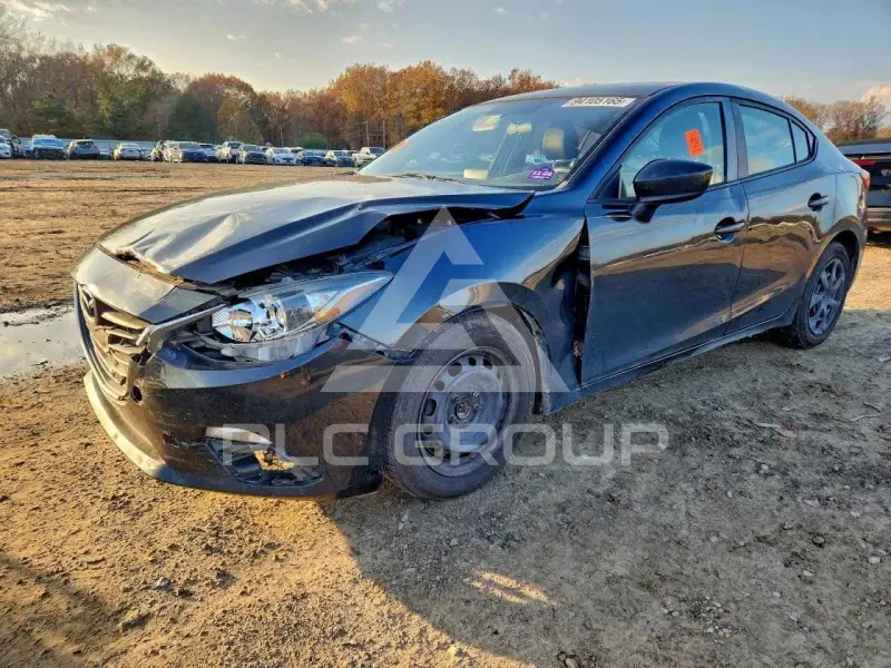 2015 Mazda 3 photo